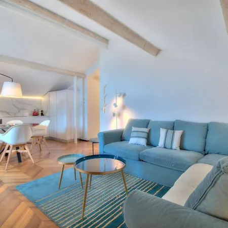 Livin' Portofino Sea