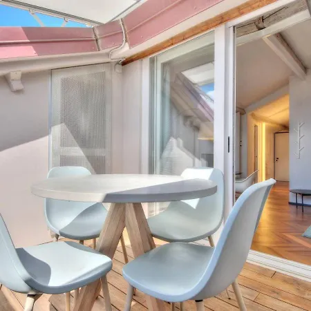 Livin' Portofino Sea